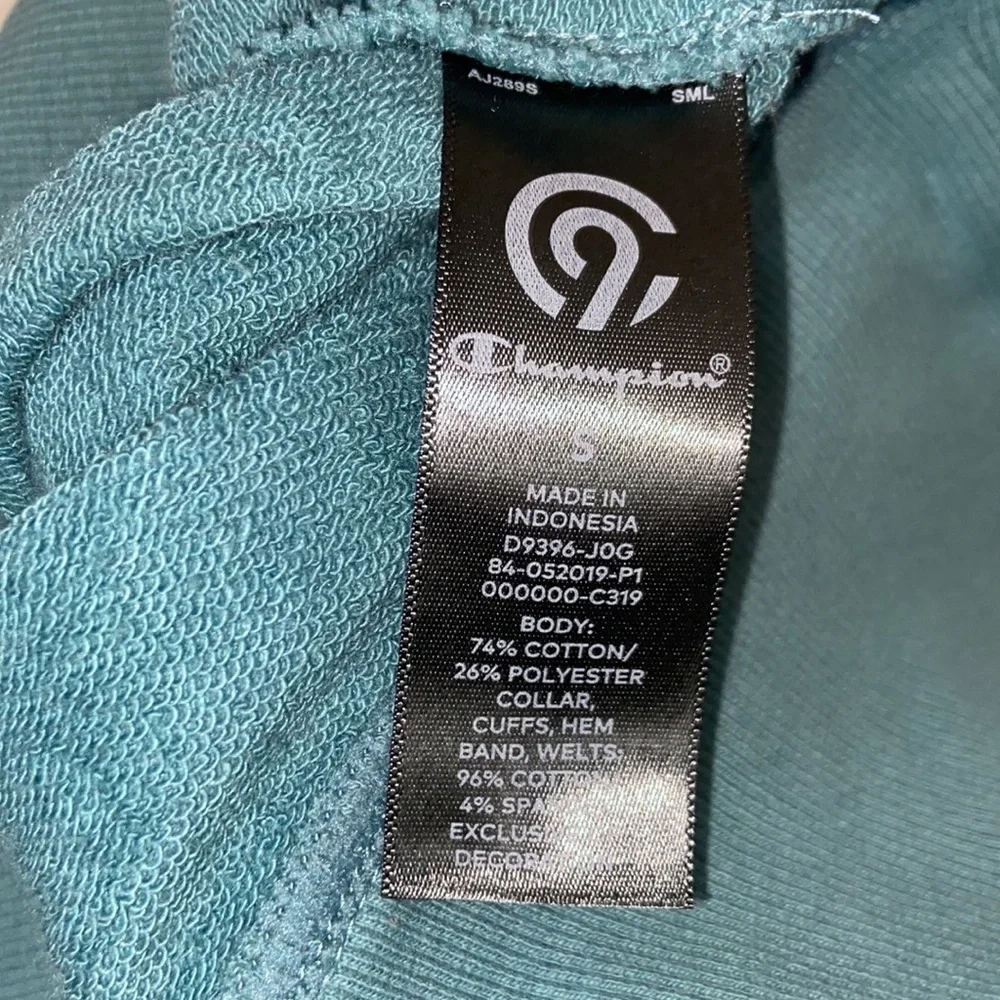 Champion l Cowl Neck Sweatshirt Size Small - Picture 9 of 9